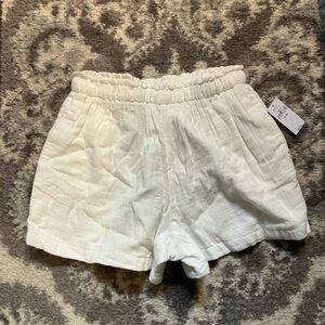 Gap Kids size 8 Elastic Waist White Cotton Shorts